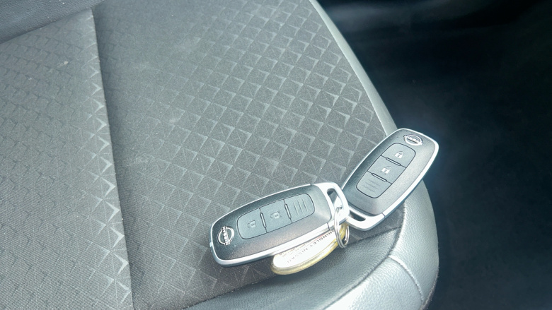 Nissan Juke 1.0 DiG-T 114 N-Connecta 5dr Petrol Hatchback